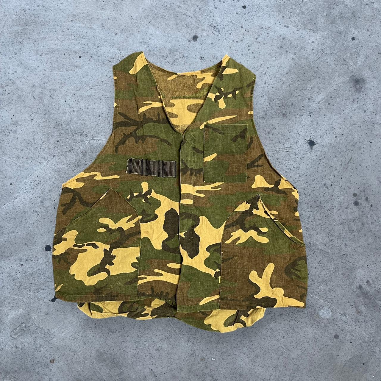 Vintage camo tactical vest