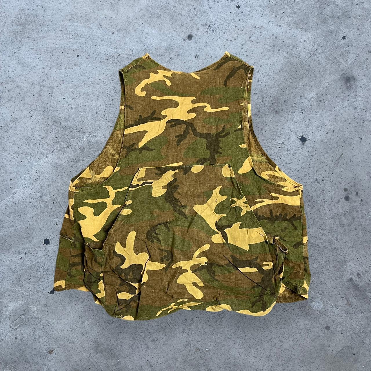Vintage camo tactical vest