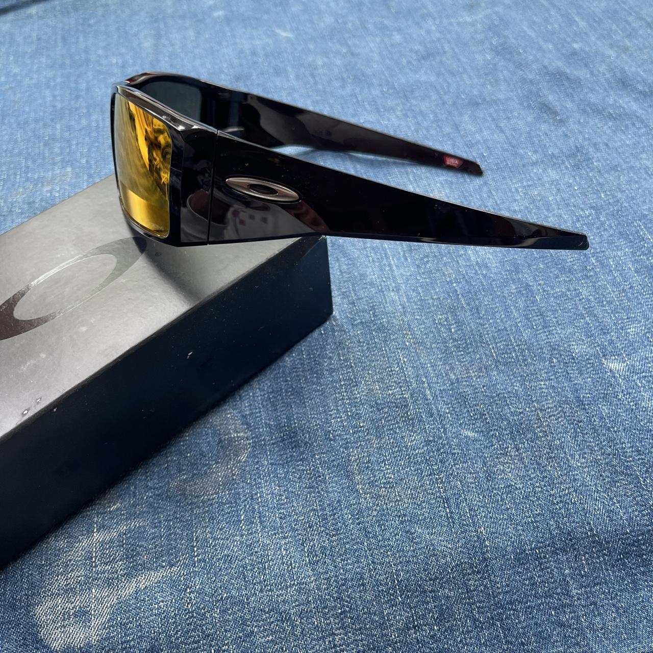 Oakley sunglasses