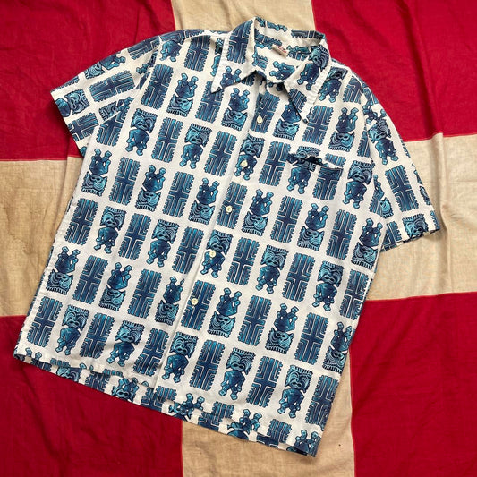 Vintage Hawaiian shirt